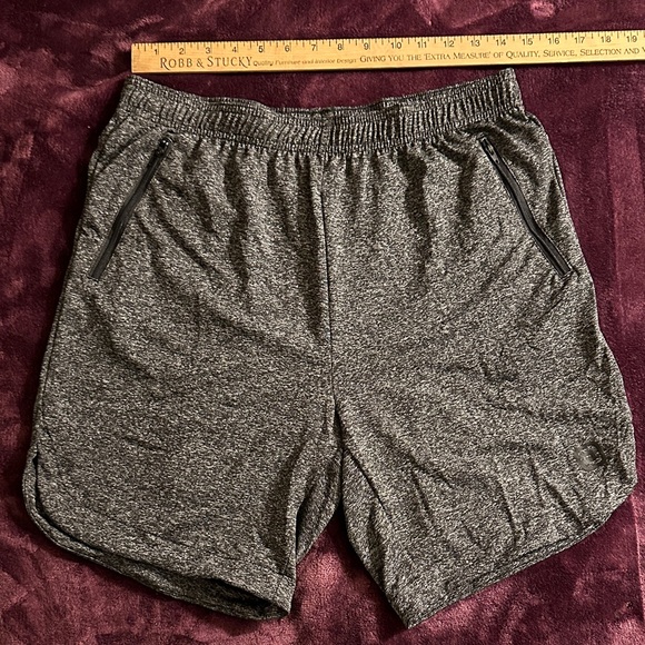 Men's Medium Gray Athletic Shorts 5 Pack new - Picture 2 of 6